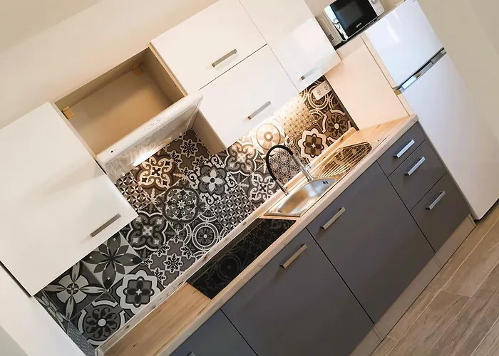 Marina Апартаменты *