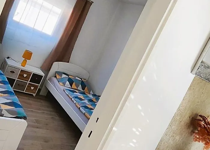 Marina 아파트 티스노